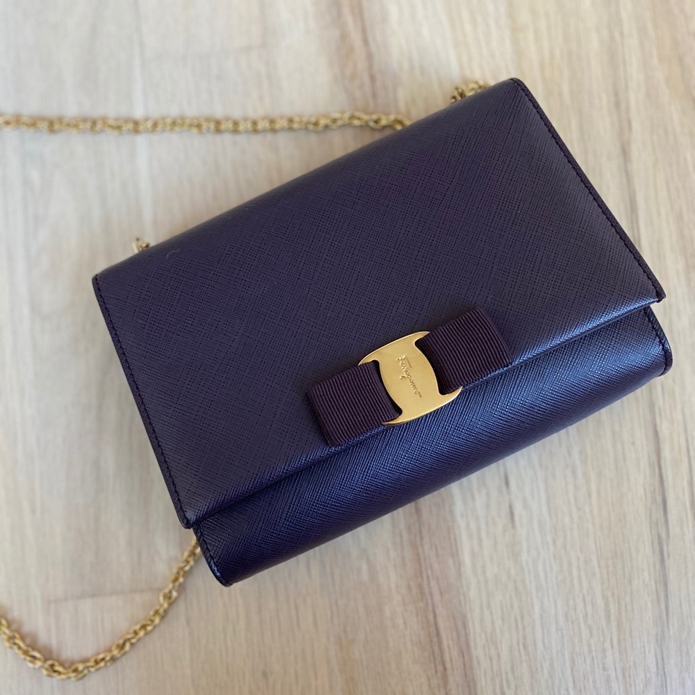 Ferragamo Vara Bow Mini bag in plum